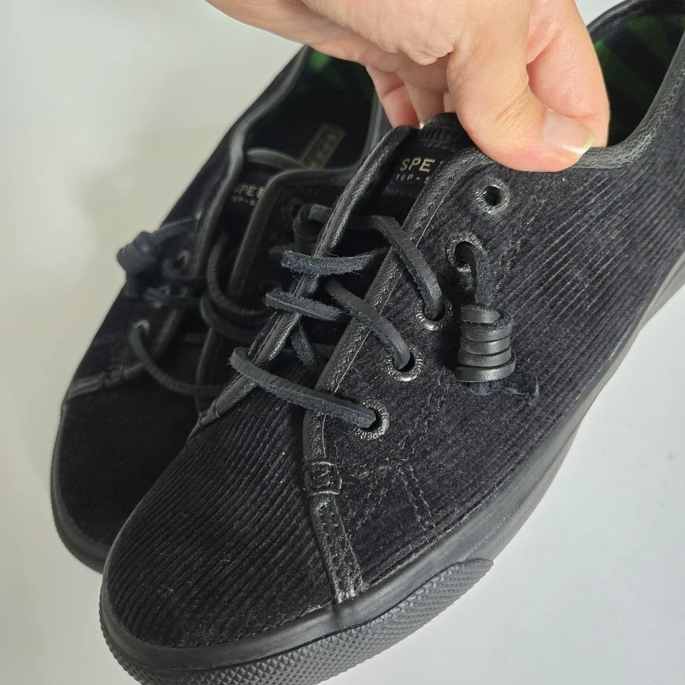 Sperry top sider black corduroy leather laces like new sz 8